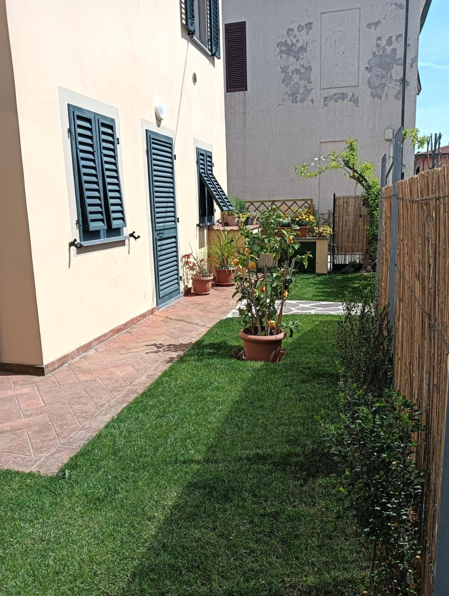 Casa Vacanze Rustico Di Corte Capannori Exterior photo